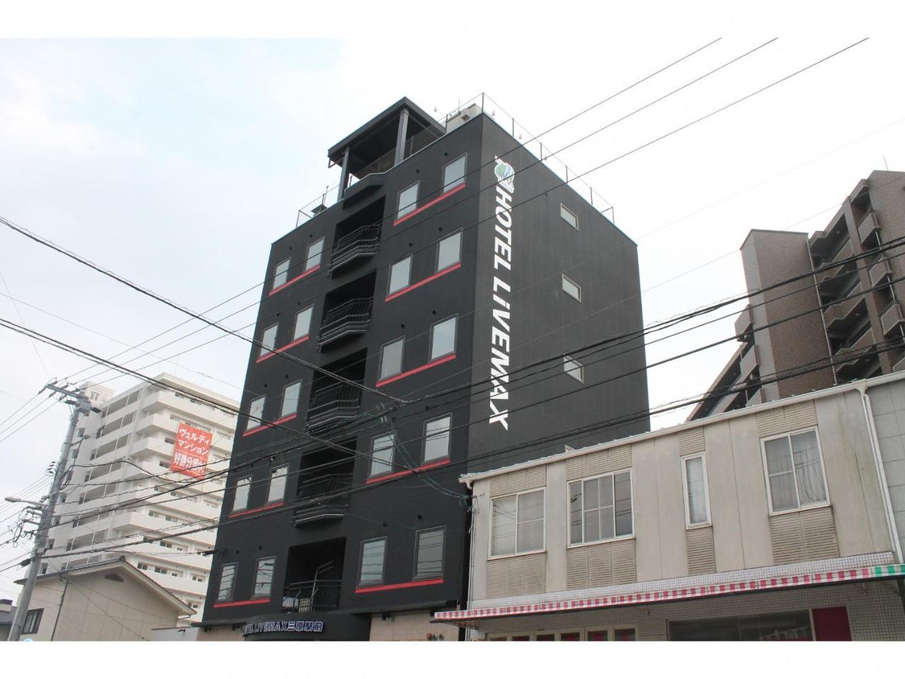 Hotel Livemax Mihara Ekimae Buitenkant foto